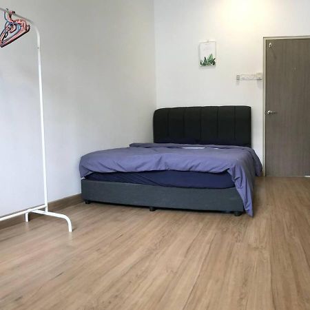 Homestay 3Br Near Setia Alam Shah Alam Extérieur photo
